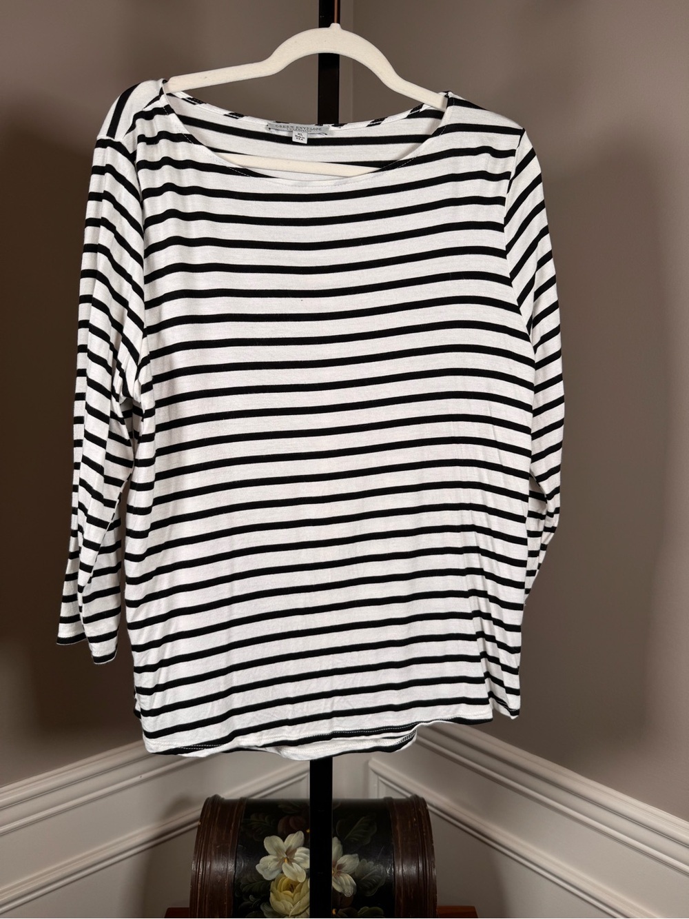 Green Envelope Los Angeles Black and White Striped Boat Neck Top XL